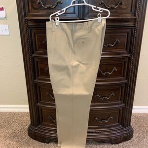 Wrangler Cream Chinos